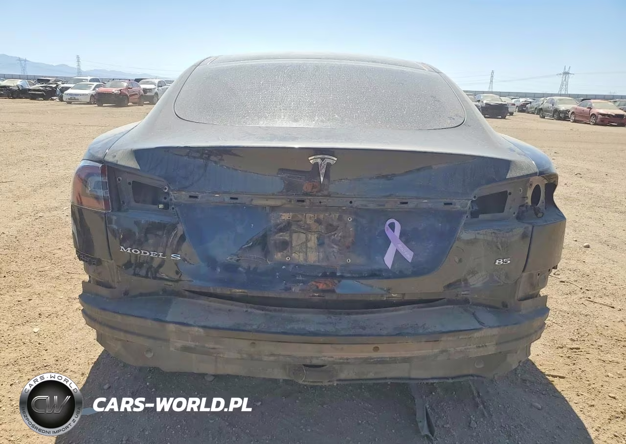 2013 Tesla Model S VIN:5YJSA1CN1DFP27397 - 6