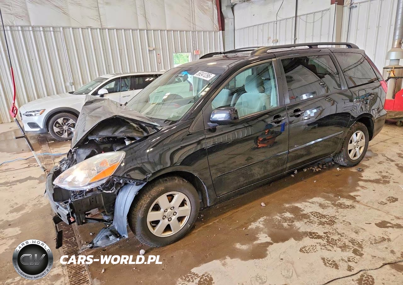 2010 Toyota Sienna Xle