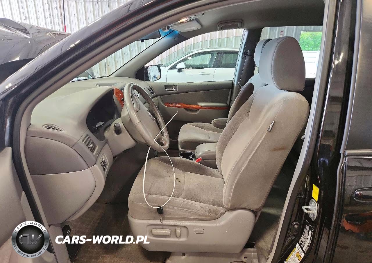 2010 Toyota Sienna Xle VIN:5TDYK4CC6AS329407 - 7