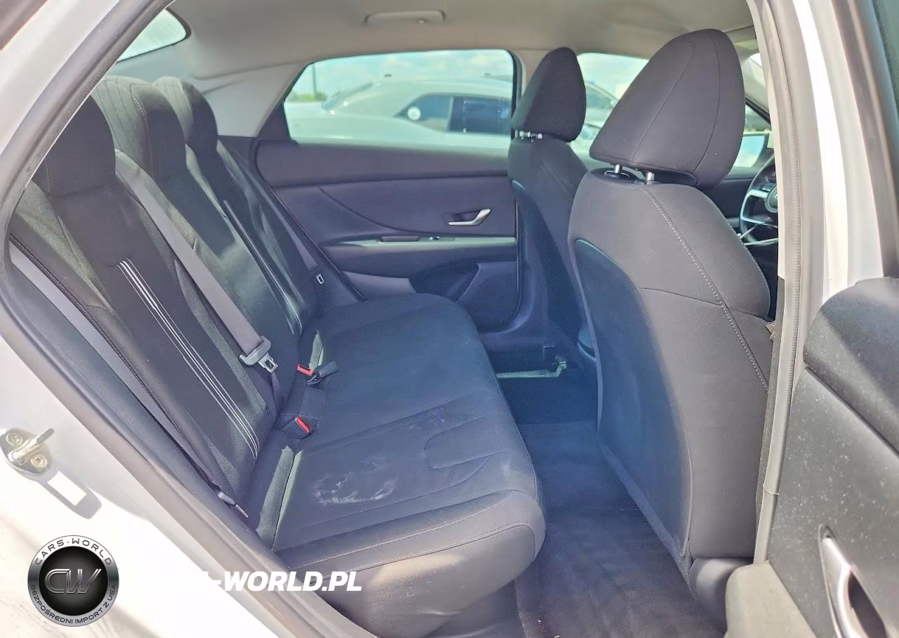 2021 Hyundai Elantra Blue VIN:KMHLM4AJ6MU011840 - 10