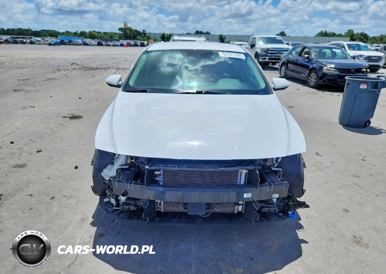 2021 Hyundai Elantra Blue VIN:KMHLM4AJ6MU011840 - 5