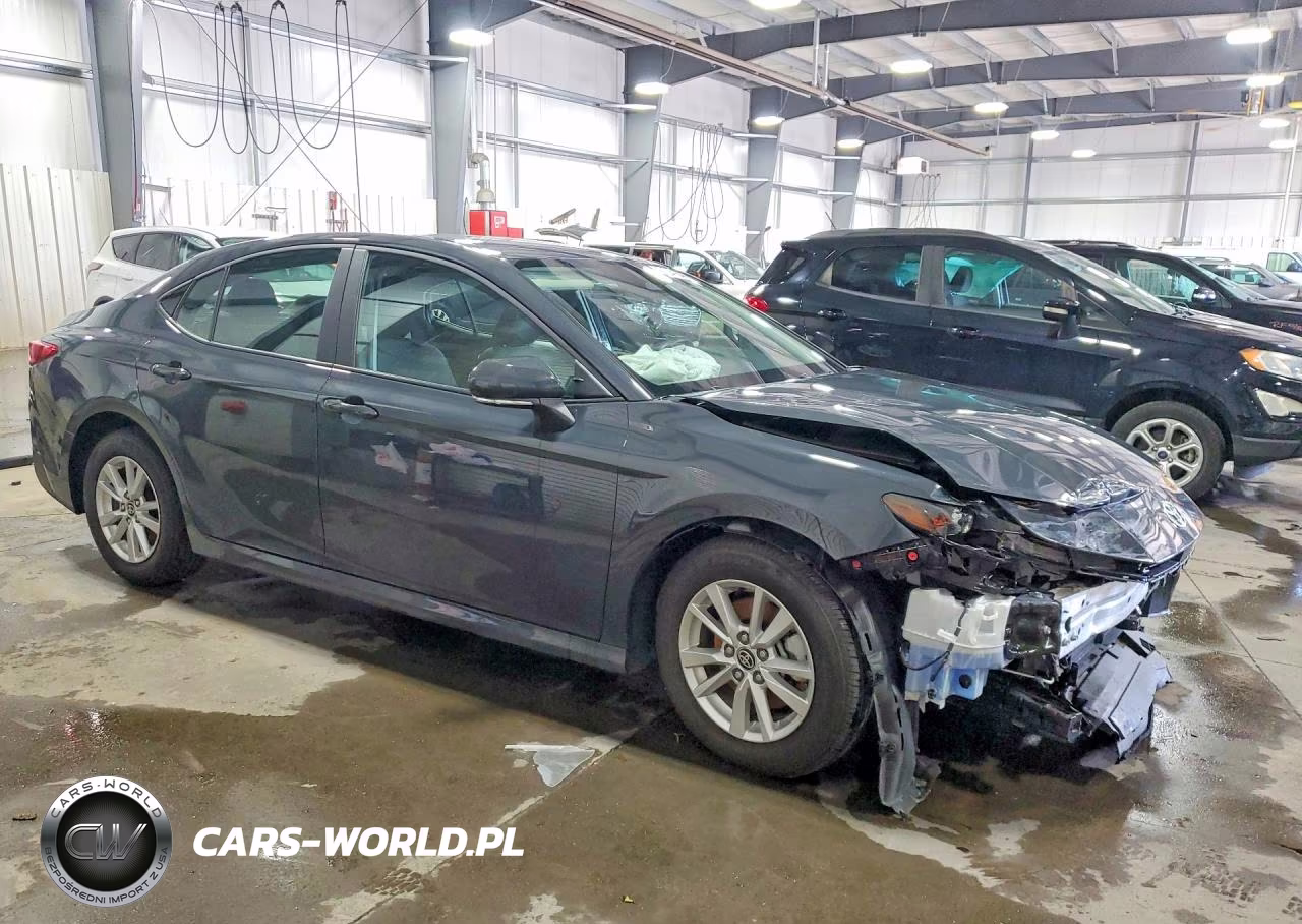 2025 Toyota Camry Le VIN:4T1DAACK2SU589223 - 4