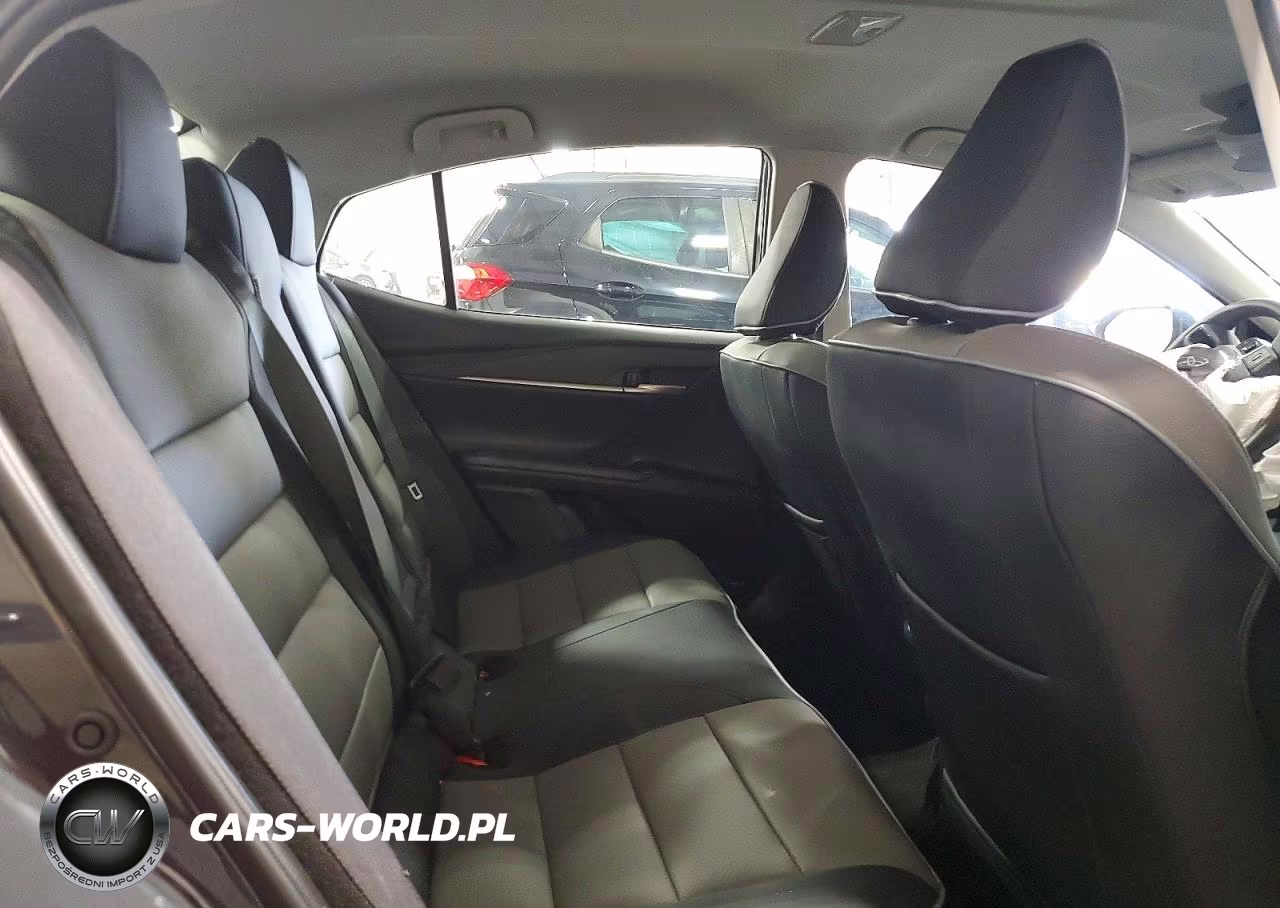2025 Toyota Camry Le VIN:4T1DAACK2SU589223 - 9