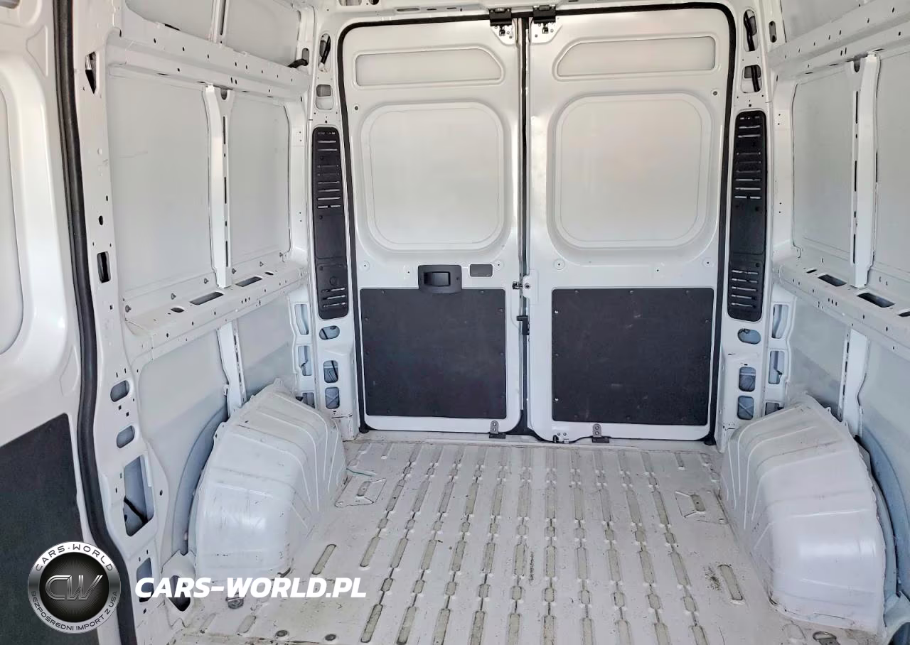 2024 Ram Promaster 2500 Delivery Van VIN:3C6LRVCG4RE125250 - 11