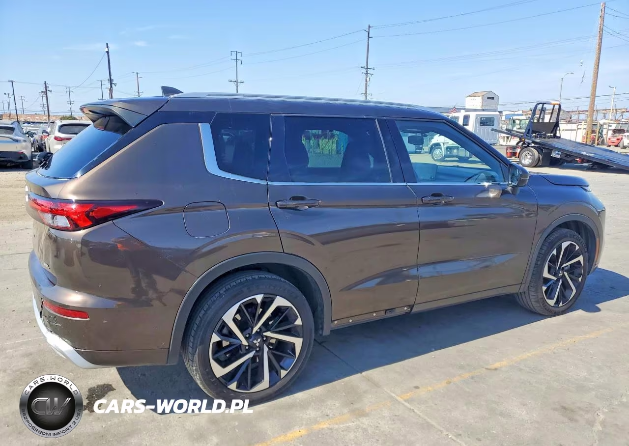 2022 Mitsubishi Outlander Sel 2.5 2Wd-Sel Special Edition 2Wd VIN:JA4J3VA81NZ085893 - 3