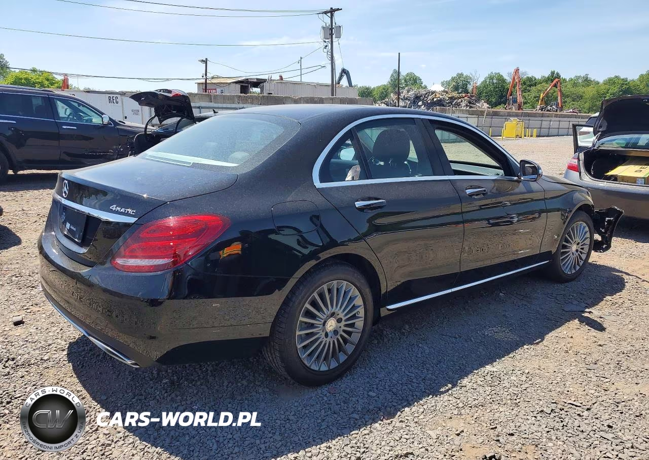 2015 Mercedes-Benz C 300 4Matic VIN:55SWF4KB7FU064186 - 3
