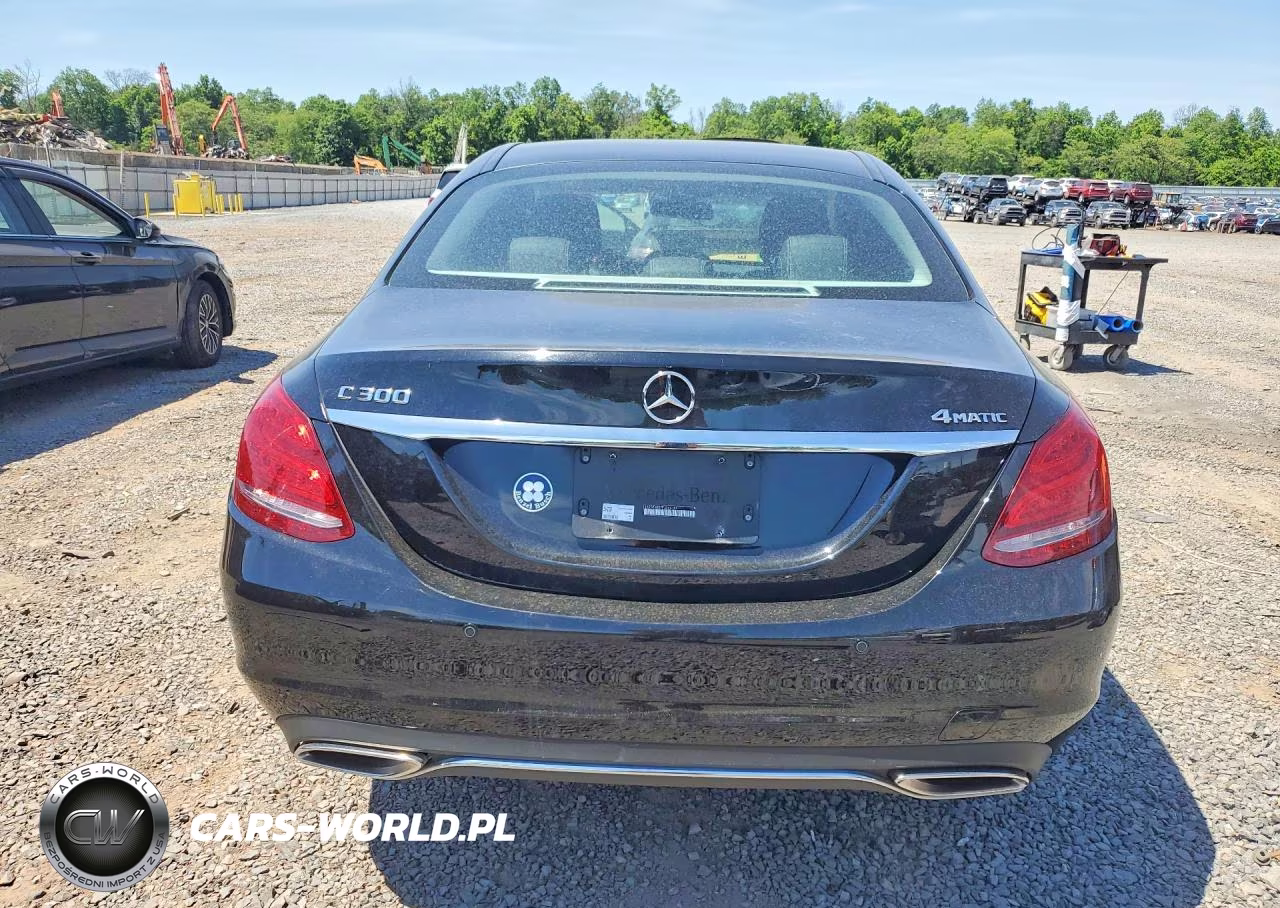 2015 Mercedes-Benz C 300 4Matic VIN:55SWF4KB7FU064186 - 6