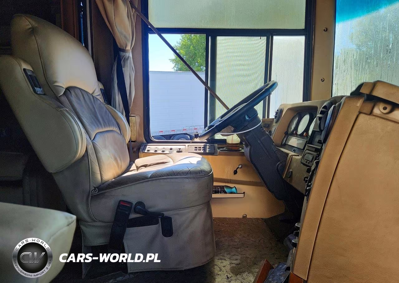 2005 Freightliner Chassis X Line Motor Home VIN:4UZAAHCY15CU61615 - 5