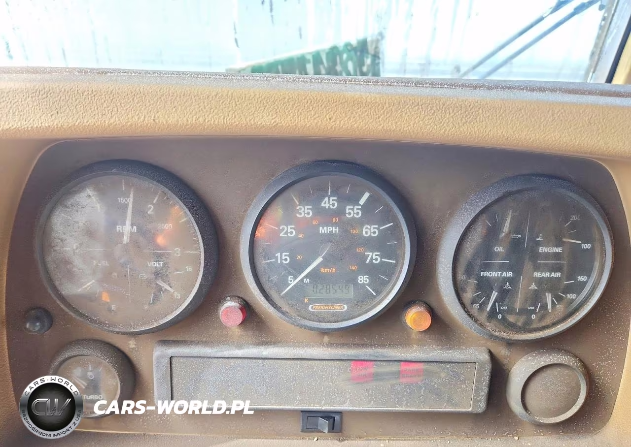 2005 Freightliner Chassis X Line Motor Home VIN:4UZAAHCY15CU61615 - 8