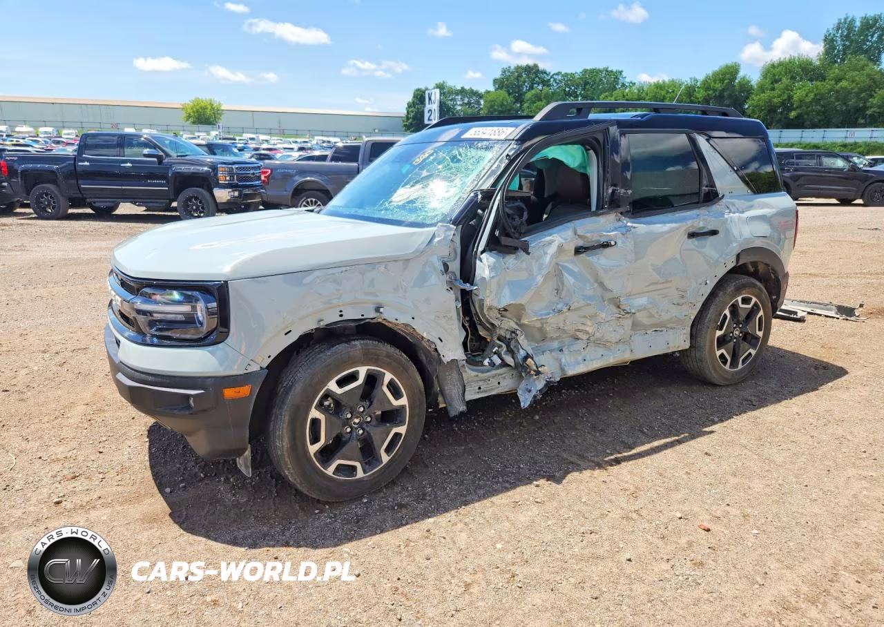 2024 Ford Bronco Sport Outer Banks – zdjęcie 1 z 14