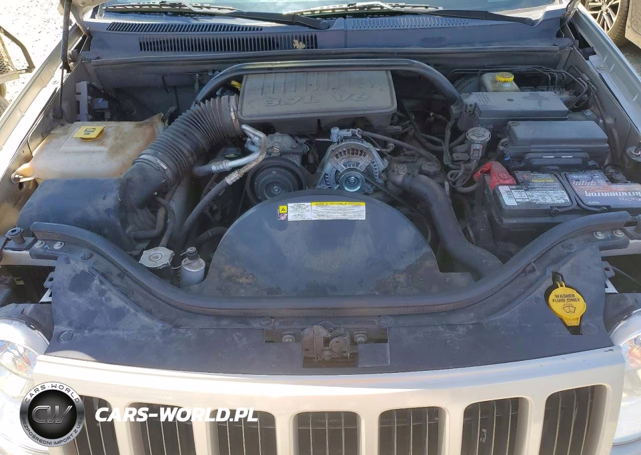 2009 Jeep Grand Cherokee Laredo VIN:1J8GR48K09C555925 - 12