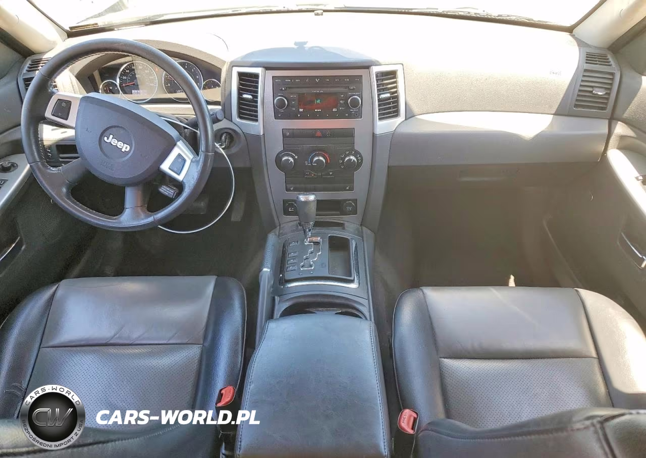 2009 Jeep Grand Cherokee Laredo VIN:1J8GR48K09C555925 - 8