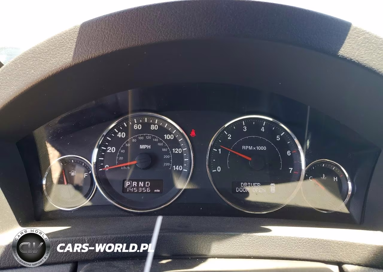 2009 Jeep Grand Cherokee Laredo VIN:1J8GR48K09C555925 - 9