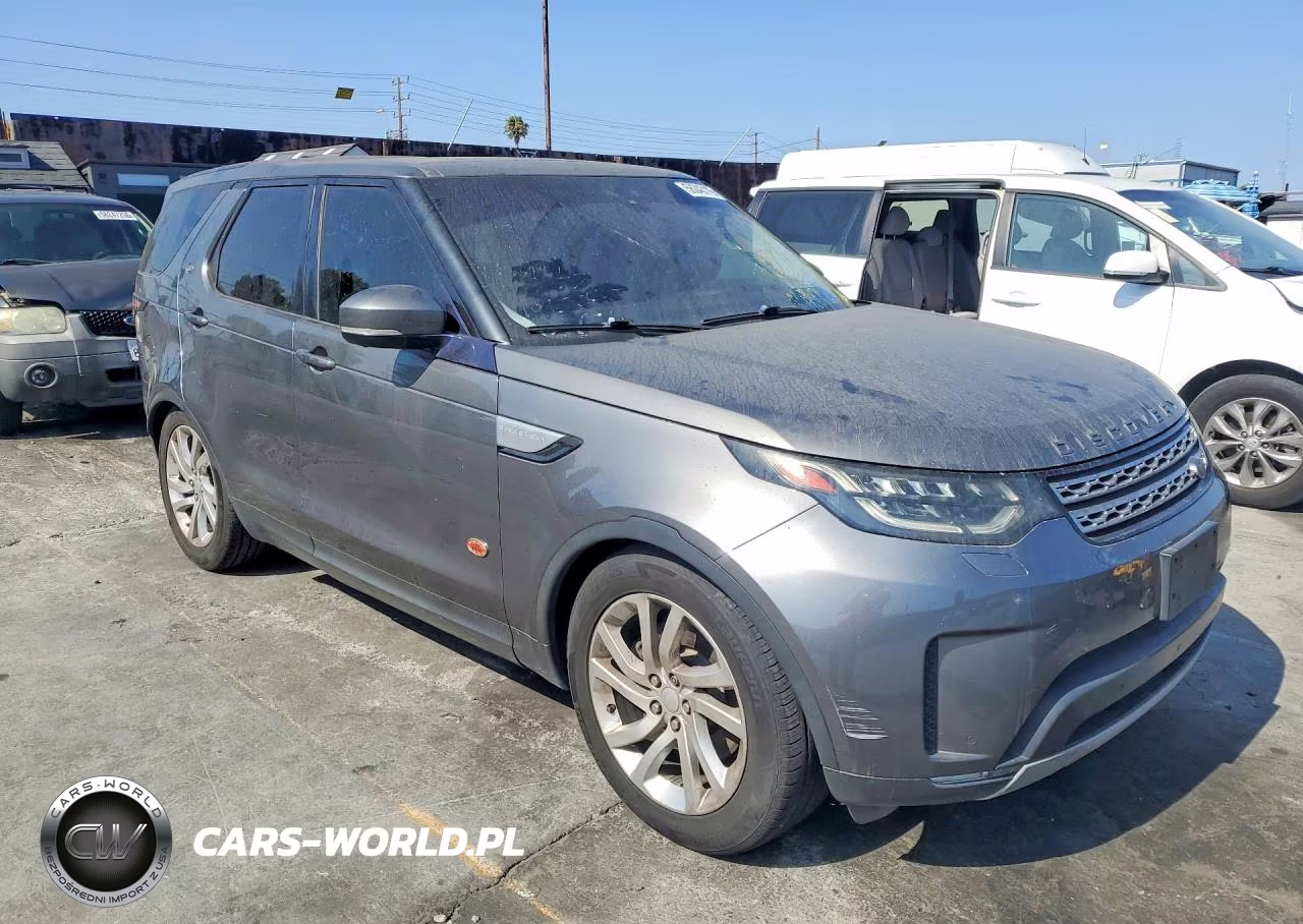 2017 Land Rover Discovery Hse VIN:SALRRBBV1HA043617 - 4