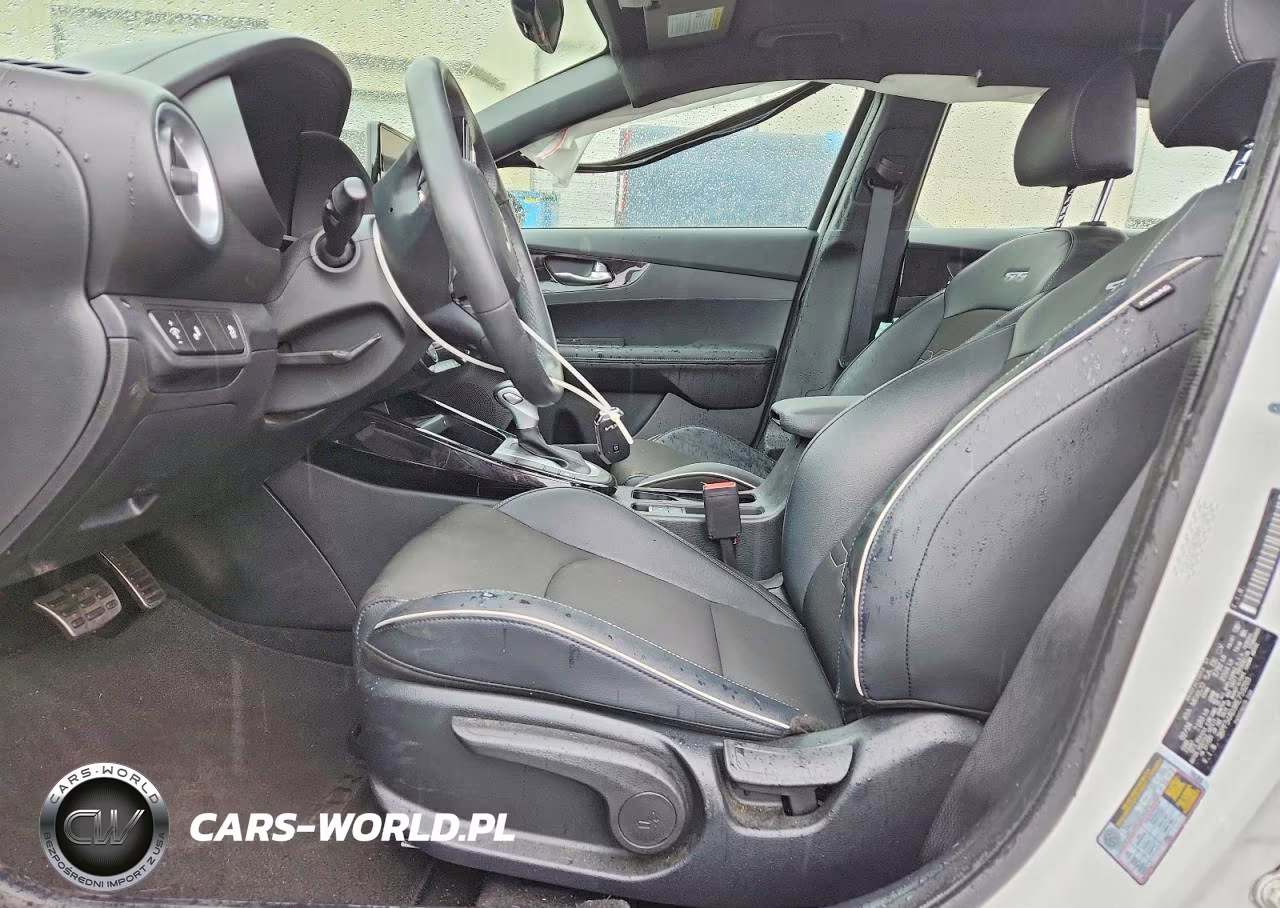2024 Kia Forte Gt Line VIN:3KPF54AD3RE759203 - 7