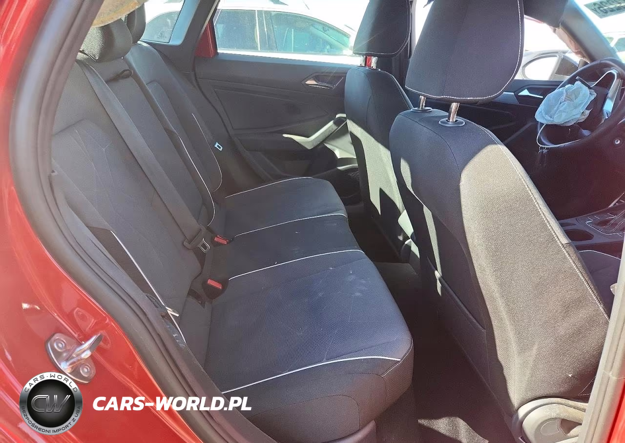 2026 Volkswagen Jetta Sport VIN:3VWBW7BU5TM036703 - 10