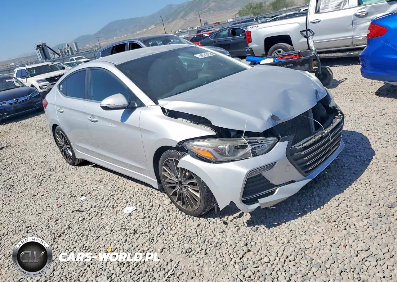 2017 Hyundai Elantra Sport VIN:KMHD04LB5HU365568 - 4
