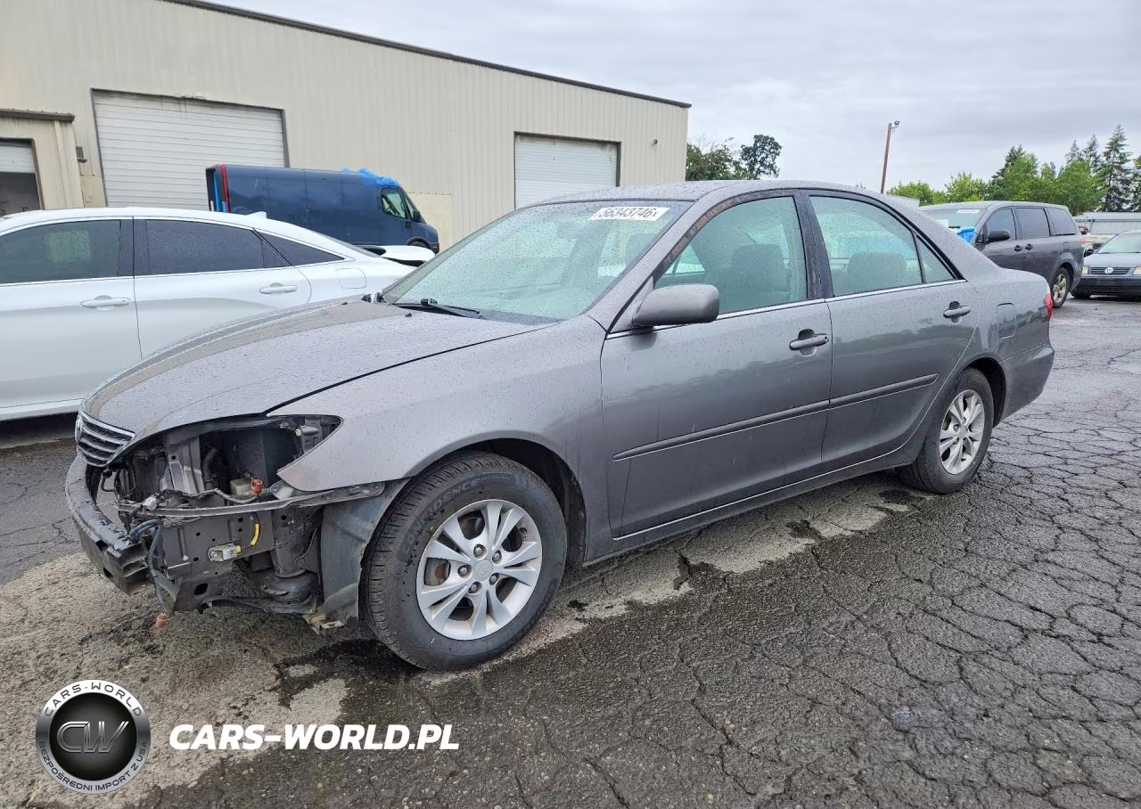 2006 Toyota Camry Le V6 – zdjęcie 1 z 12