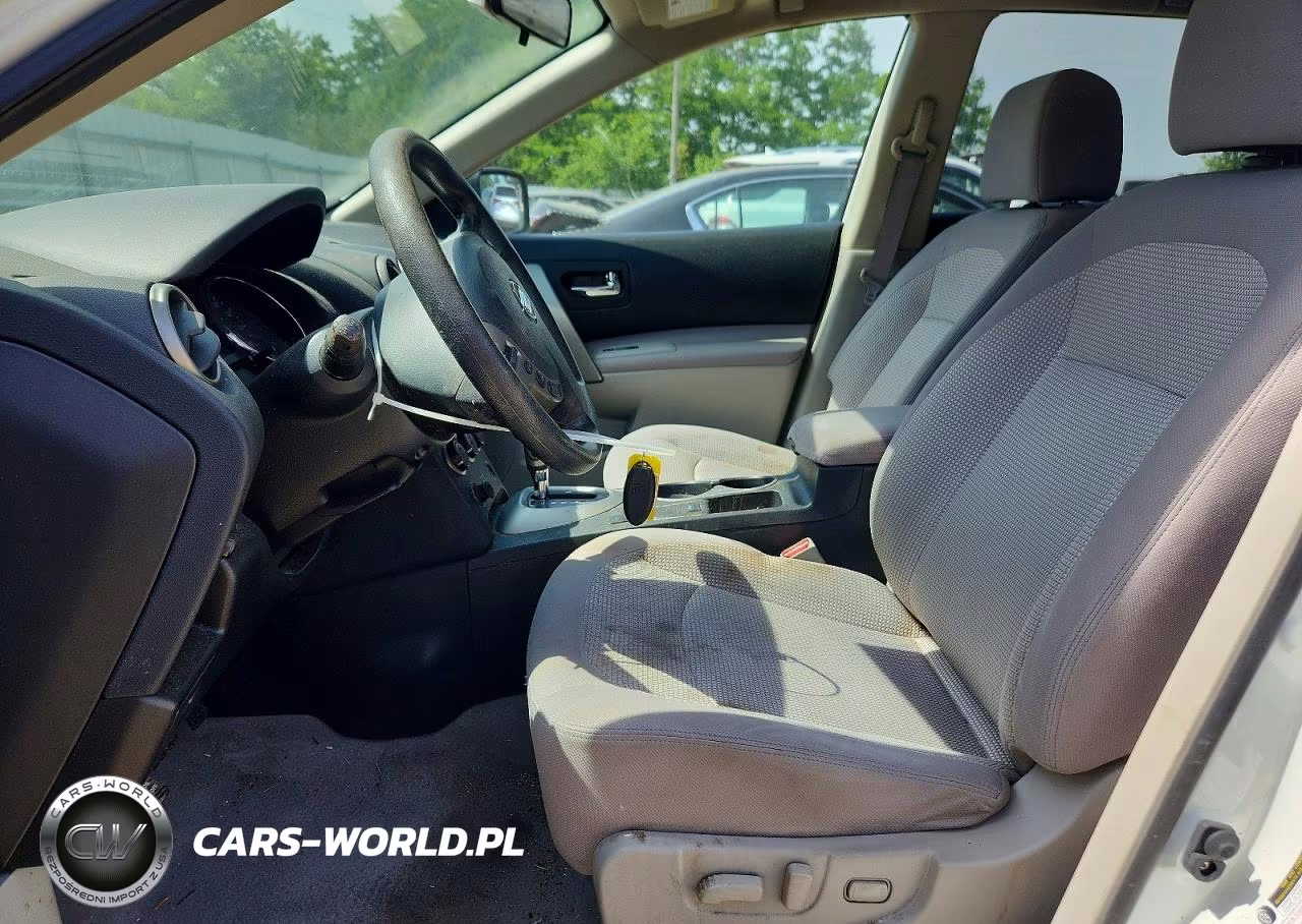 2013 Nissan Rogue S VIN:JN8AS5MV1DW120172 - 7