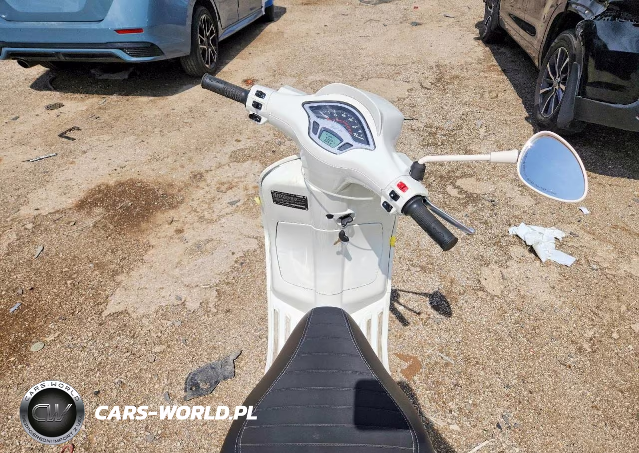 2023 Vespa Primavera-Sprint 50 VIN:ZAPCA06BXP5202813 - 6