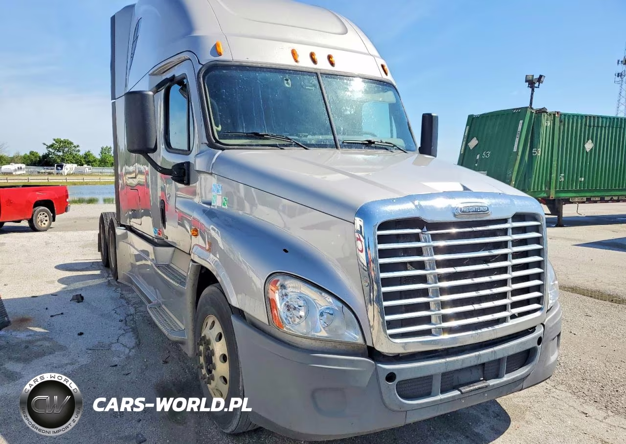 2015 Freightliner Cascadia 1 - Semi Truck VIN:3AKJGLD51FSGH6550 - 9