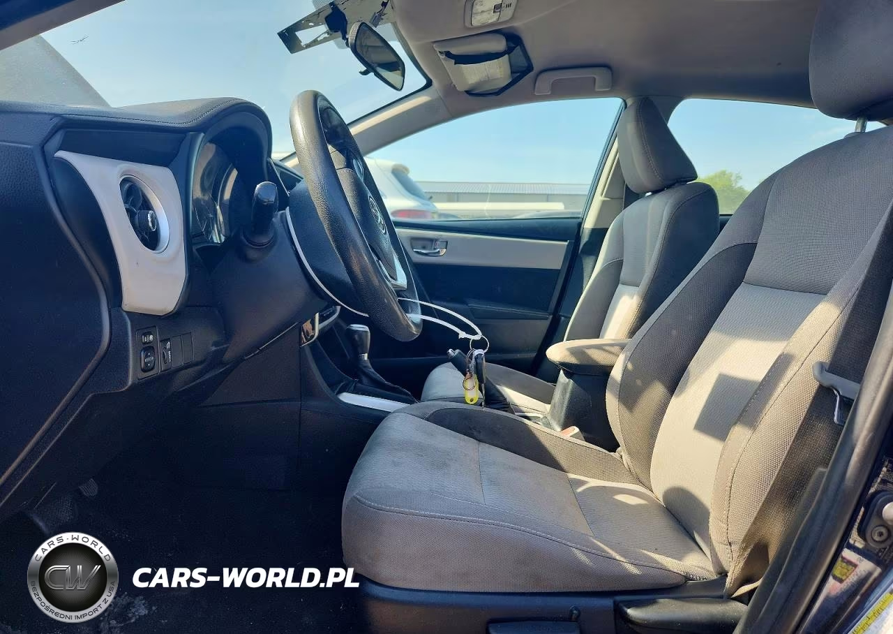 2018 Toyota Corolla Le VIN:2T1BURHE5JC994377 - 7