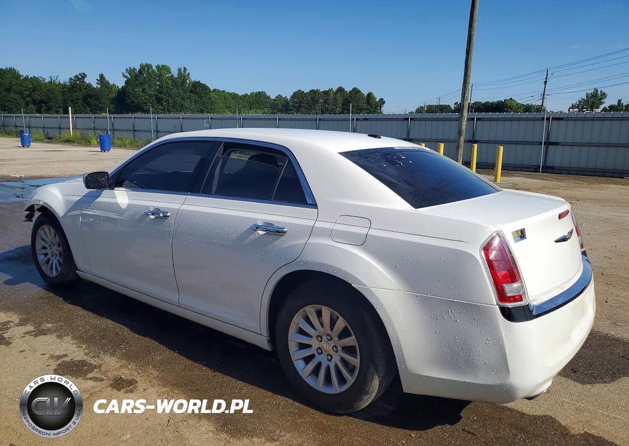 2013 Chrysler 300 VIN:2C3CCAAG3DH615332 - 2