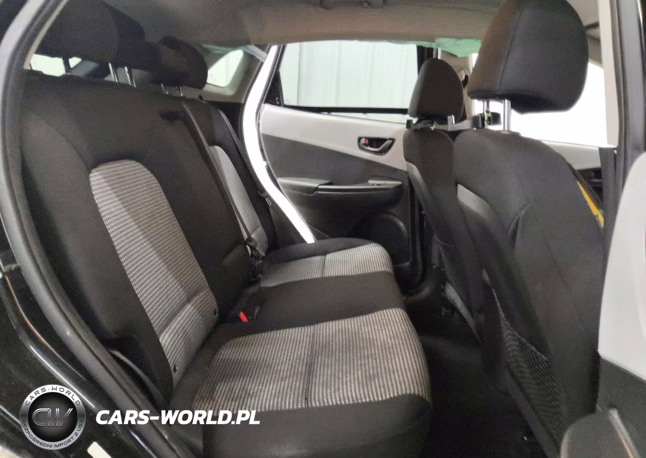 2018 Hyundai Kona Sel VIN:KM8K22AA5JU165005 - 11