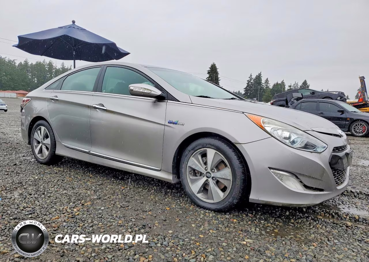 2011 Hyundai Sonata Hybrid VIN:KMHEC4A47BA015528 - 4
