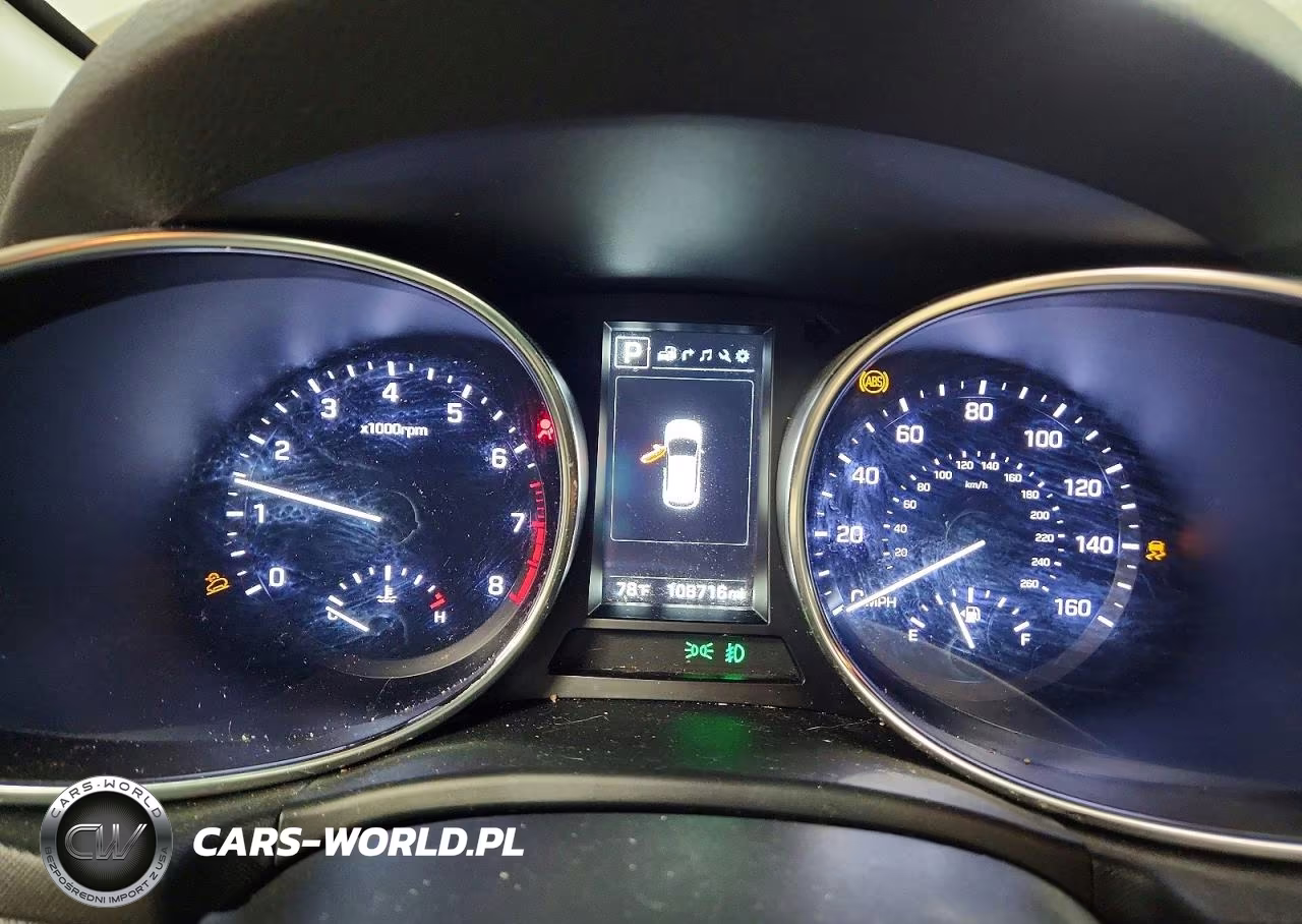 2018 Hyundai Santa Fe Se Ultimate VIN:KM8SR4HF2JU258685 - 9