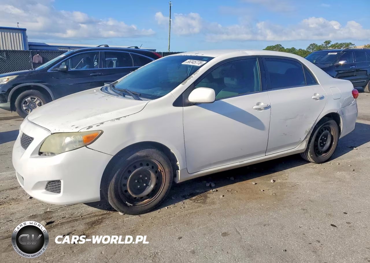 2013 Toyota Corolla Le – zdjęcie 1 z 12