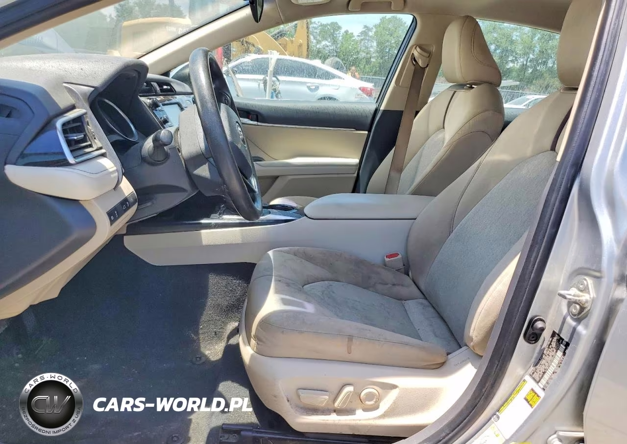 2018 Toyota Camry Le VIN:4T1B11HK3JU023201 - 7
