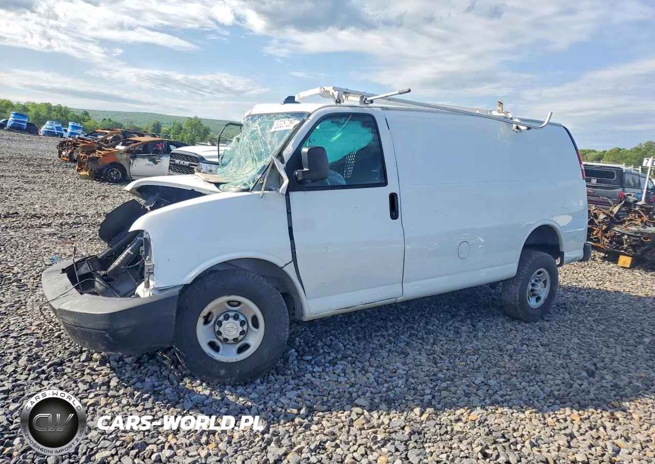 2018 Chevrolet Express G2500