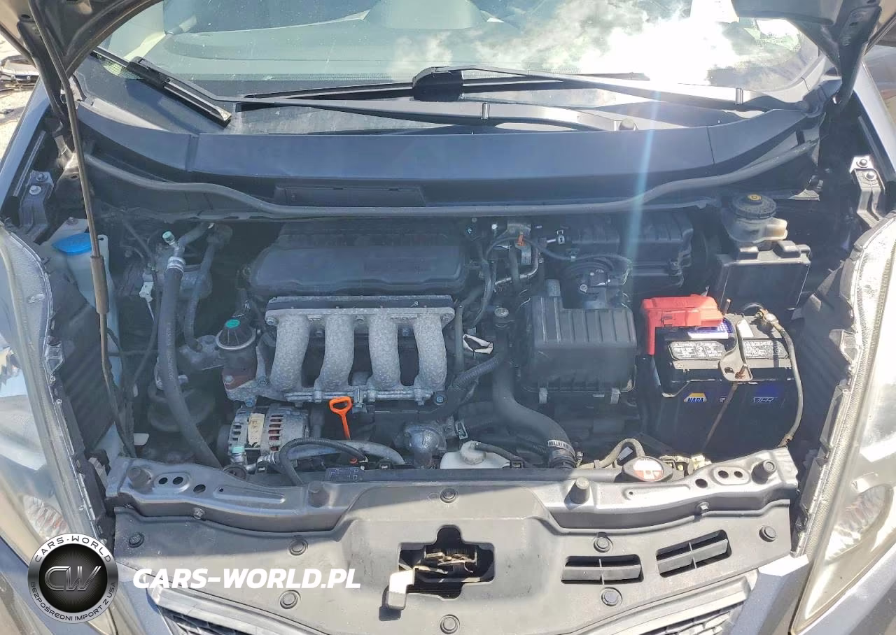 2013 Honda Fit VIN:JHMGE8H30DC070923 - 11