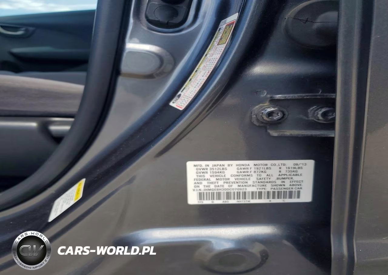 2013 Honda Fit VIN:JHMGE8H30DC070923 - 12
