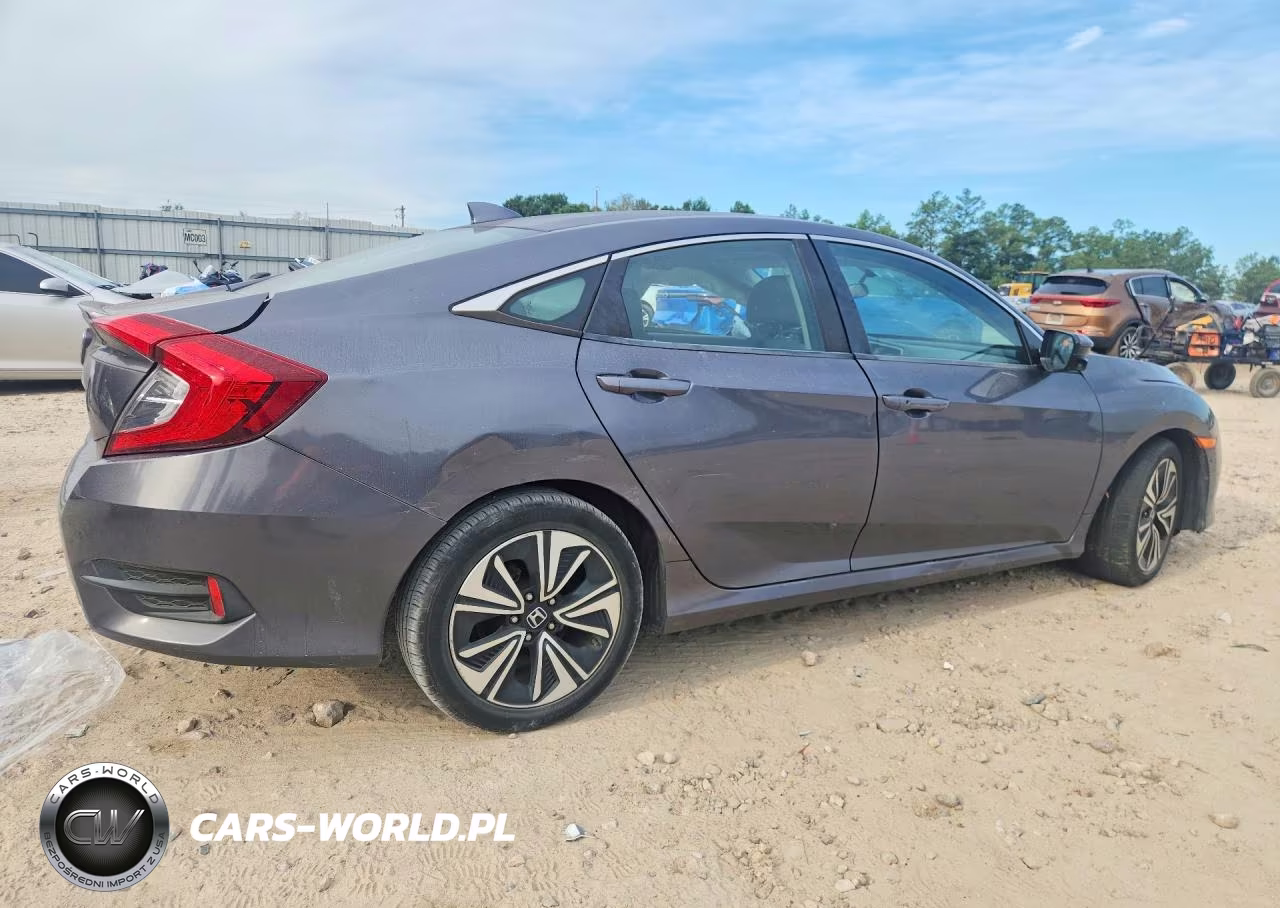 2017 Honda Civic Ex VIN:2HGFC1F3XHH655512 - 3