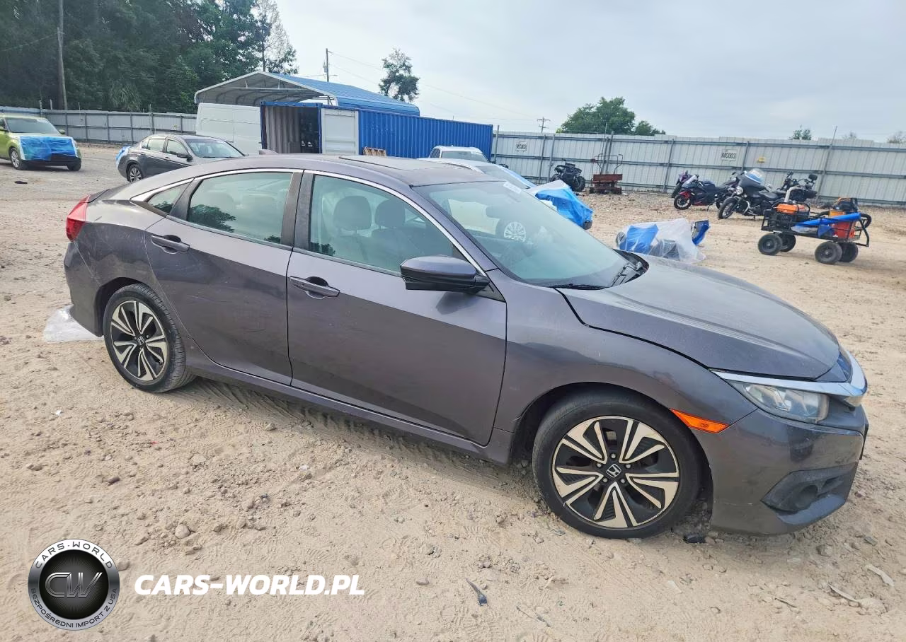 2017 Honda Civic Ex VIN:2HGFC1F3XHH655512 - 4