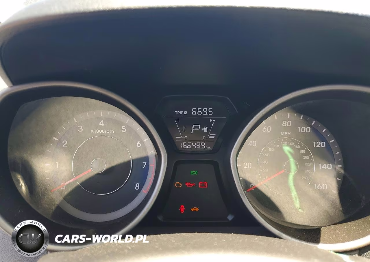 2015 Hyundai Elantra Limited VIN:KMHDH4AE5FU322996 - 9