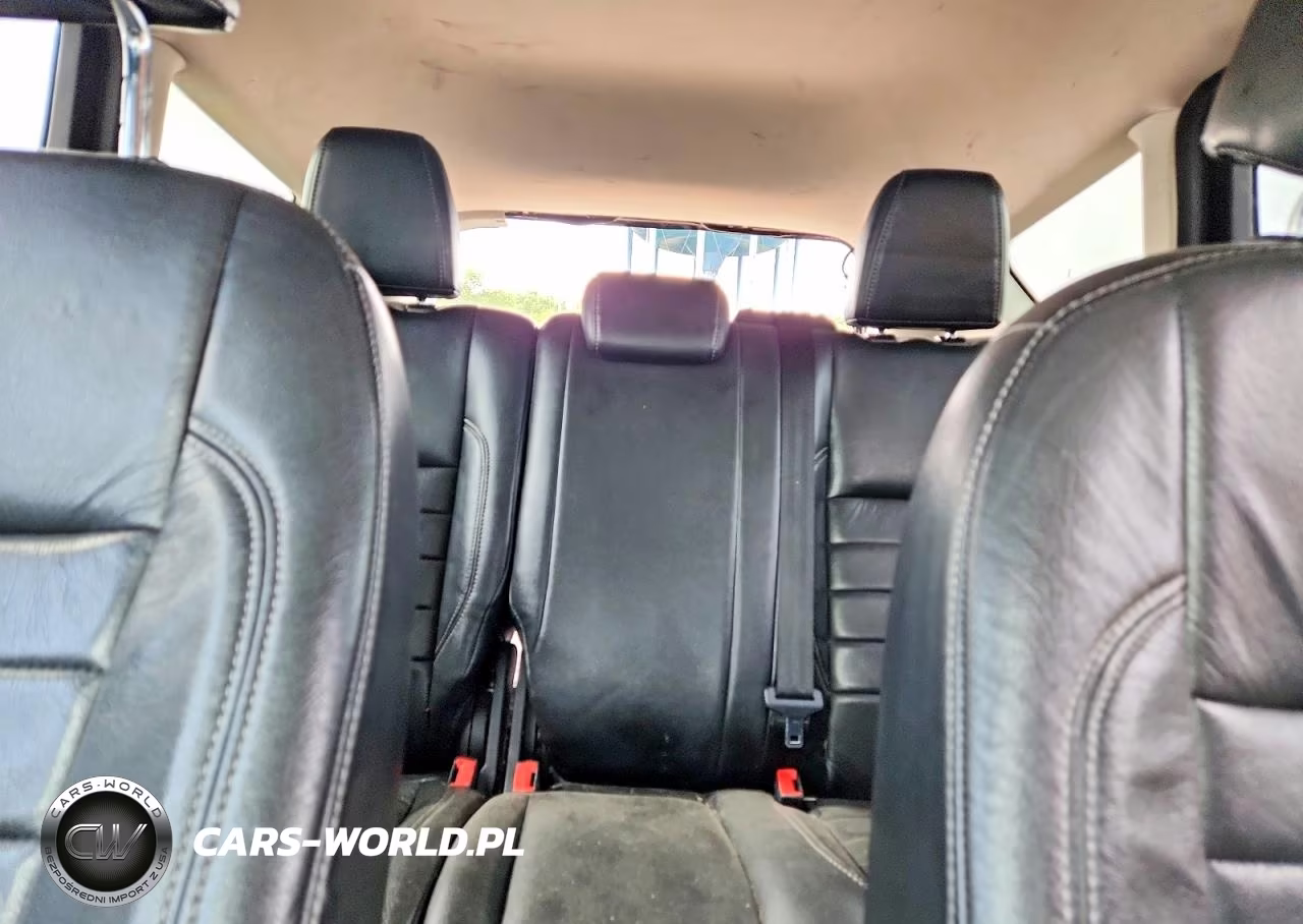 2017 Ford Escape Se VIN:1FMCU0GD9HUE71882 - 10