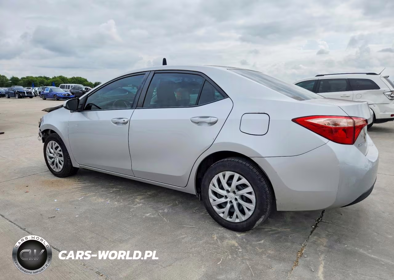 2018 Toyota Corolla Le VIN:5YFBURHE8JP838141 - 2