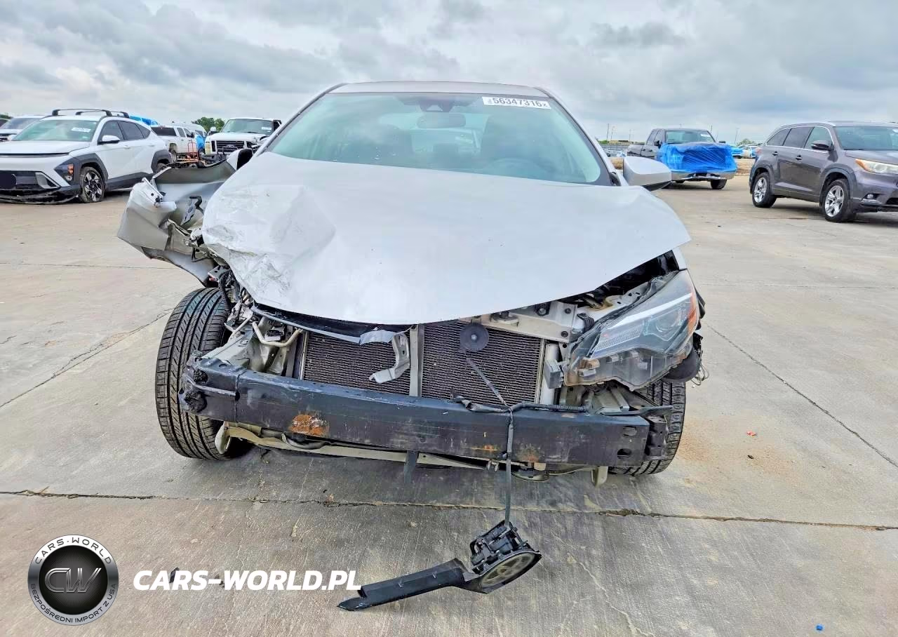 2018 Toyota Corolla Le VIN:5YFBURHE8JP838141 - 5