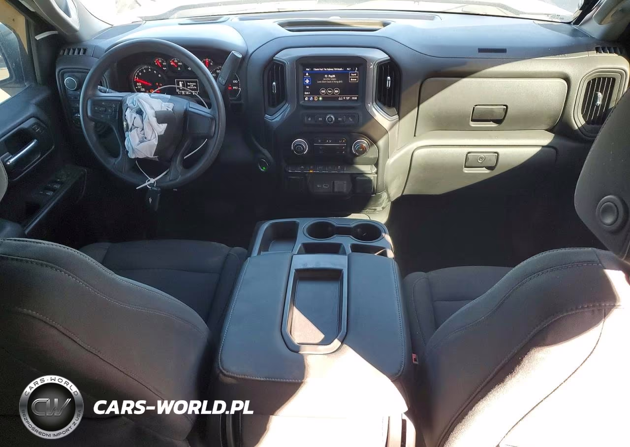 2022 Chevrolet Silverado K1500 Custom VIN:3GCPDBEK7NG559783 - 8