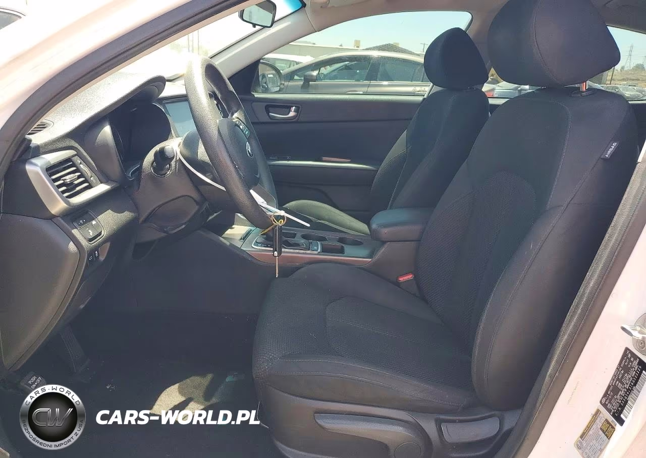 2019 Kia Optima Lx VIN:5XXGT4L31KG322229 - 7