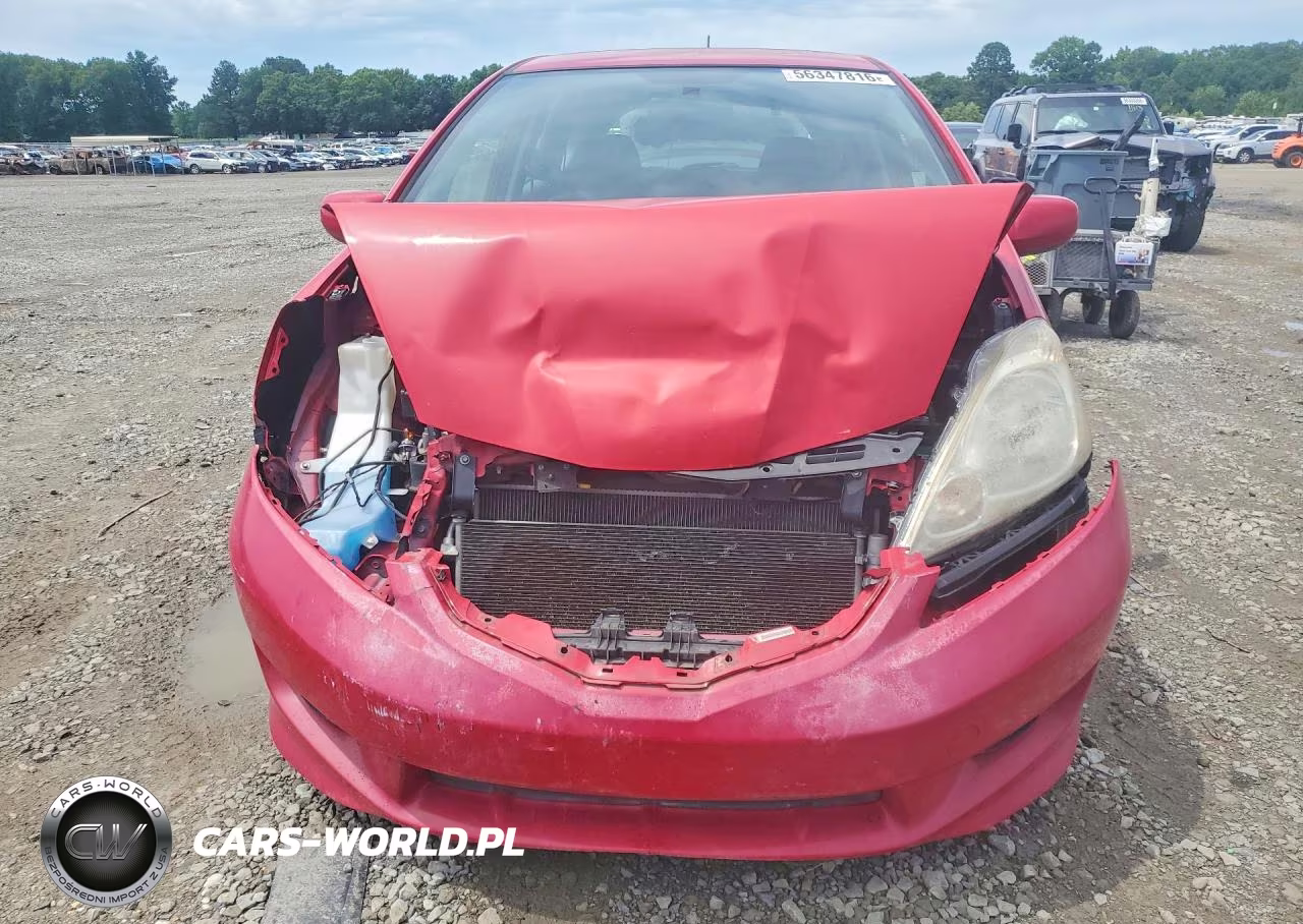 2010 Honda Fit Sport VIN:JHMGE8H44AC026556 - 5