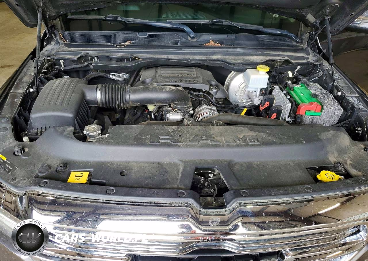 2019 Ram 1500 Laramie VIN:1C6SRFJT3KN781586 - 11