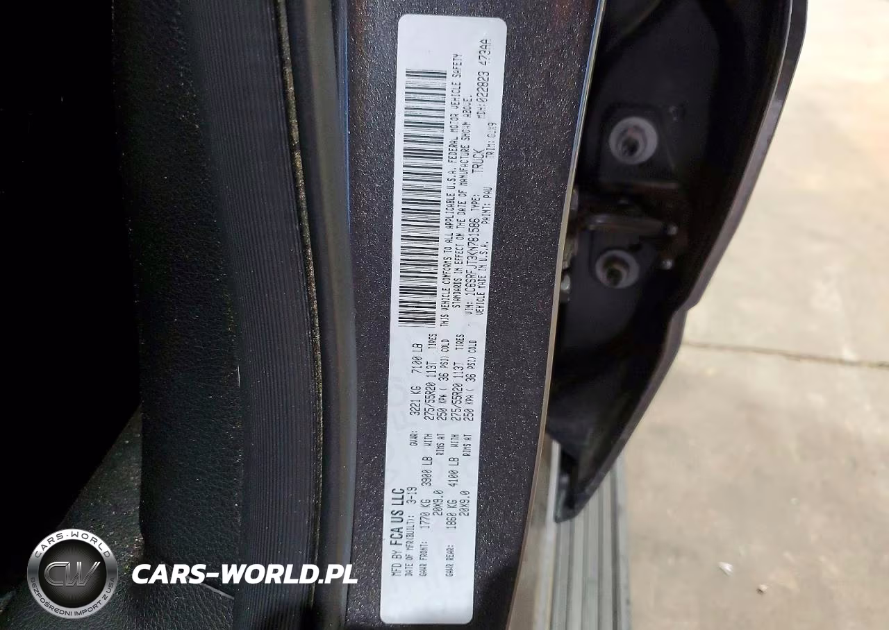 2019 Ram 1500 Laramie VIN:1C6SRFJT3KN781586 - 12