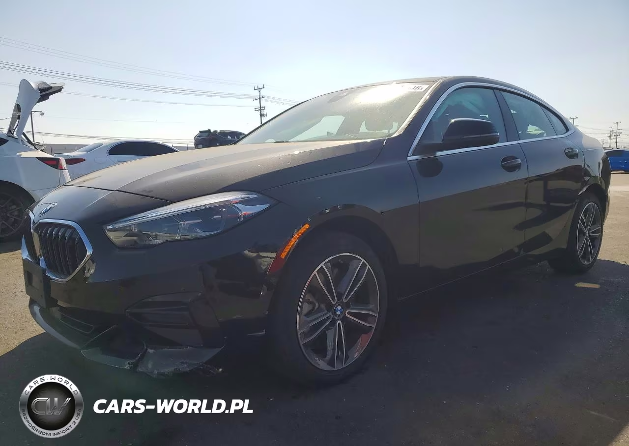 2024 BMW 228Xi – zdjęcie 1 z 12