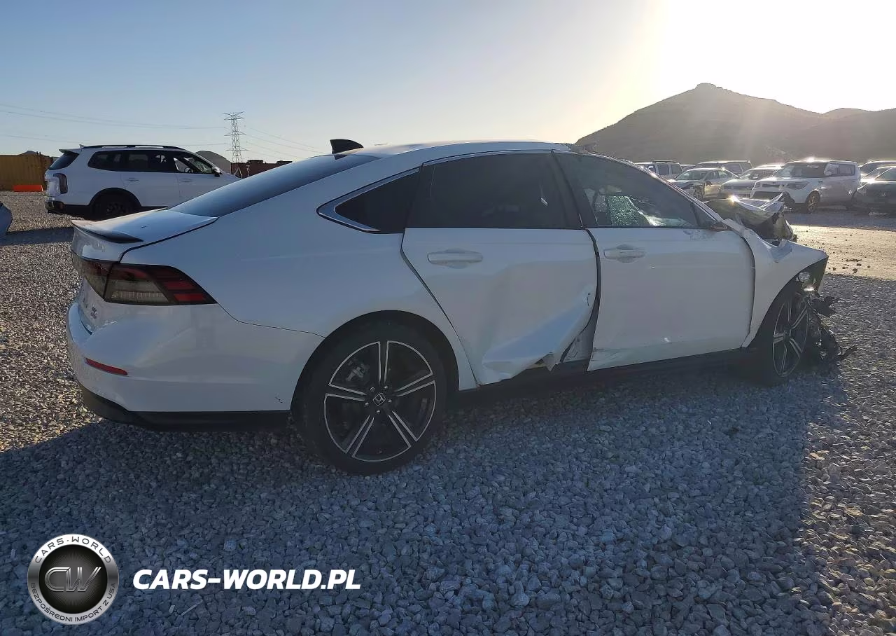 2023 Honda Accord Hybrid Sport VIN:1HGCY2F5XPA037129 - 3