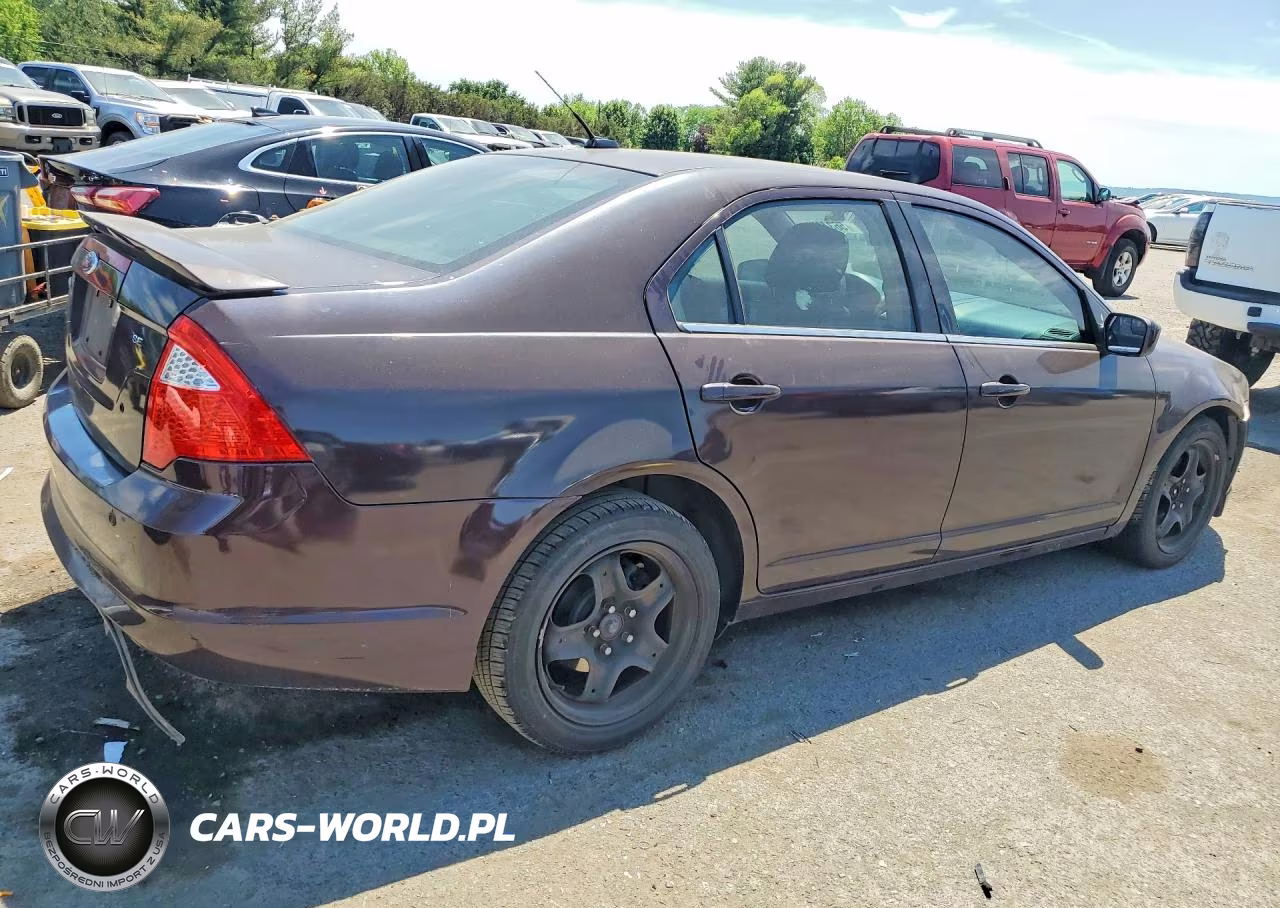 2011 Ford Fusion Se VIN:3FAHP0HAXBR326876 - 3
