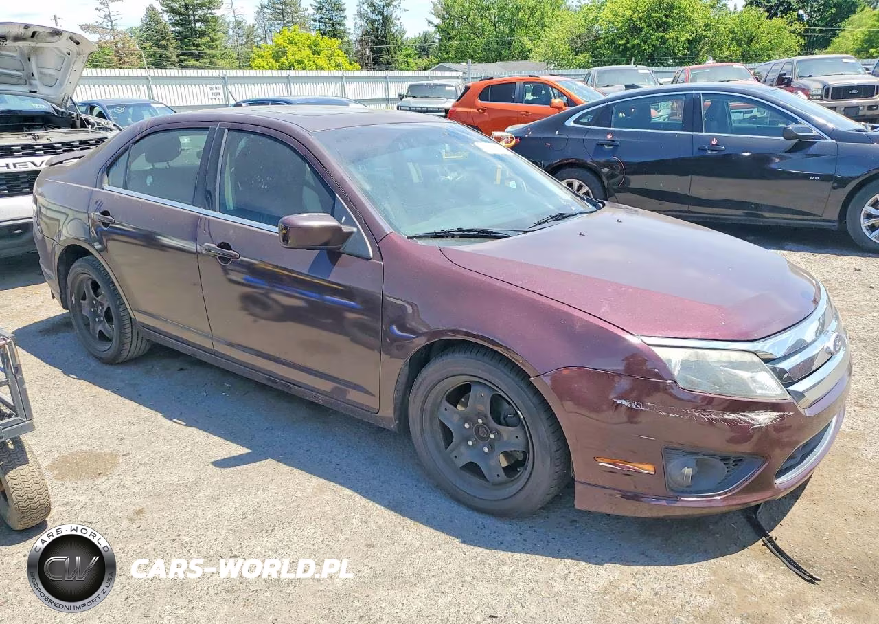 2011 Ford Fusion Se VIN:3FAHP0HAXBR326876 - 4